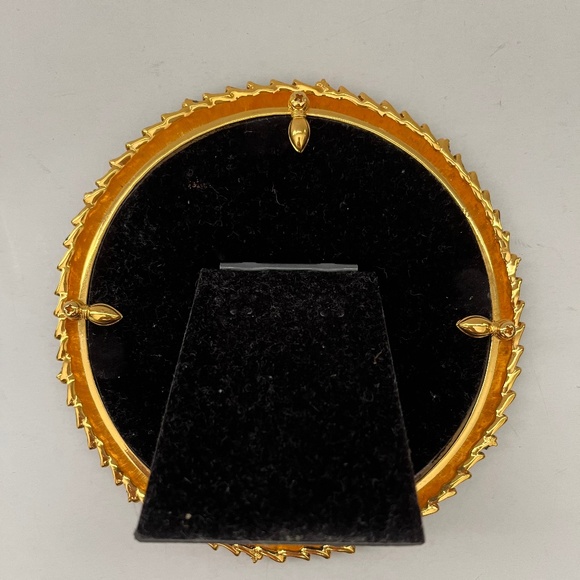 KENNETH LANE PICTURE FRAME - Picture 3 of 3